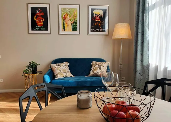 Stylish Central Apartment In Art Nouveau Building